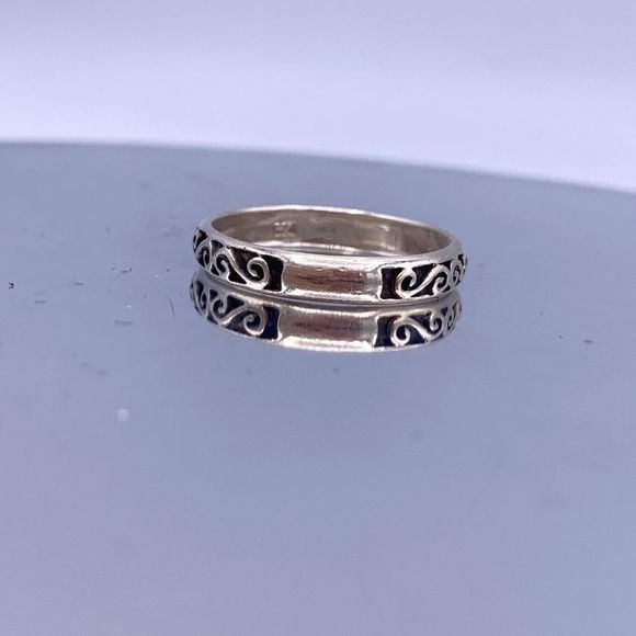 Vintage Sterling Silver Open-Work Ring - Picture 1 of 6